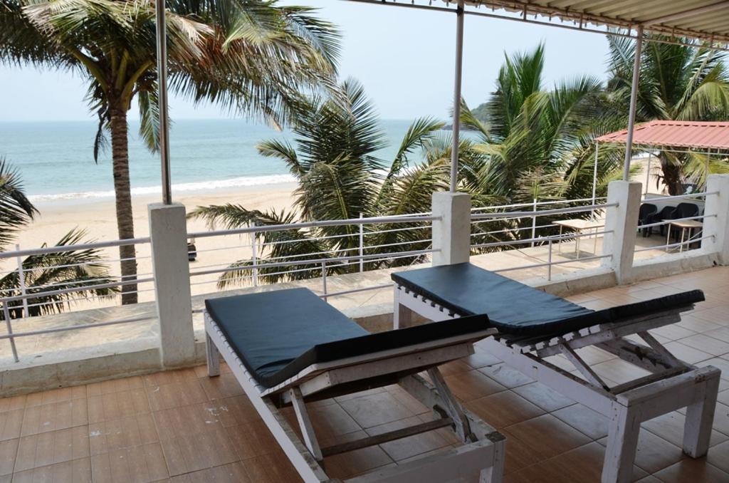 Saritas Guest House - Bogmalo Beach Екстериор снимка
