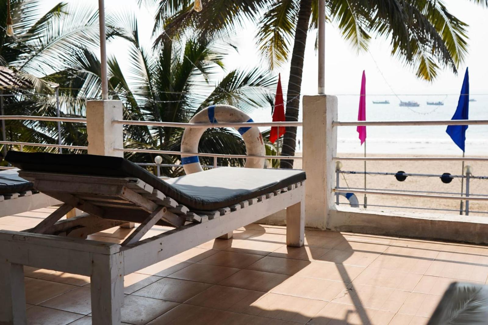 Saritas Guest House - Bogmalo Beach Екстериор снимка