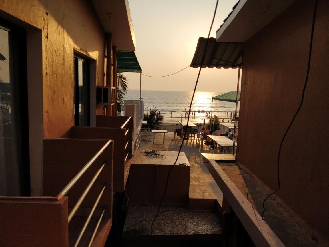 Saritas Guest House - Bogmalo Beach Екстериор снимка